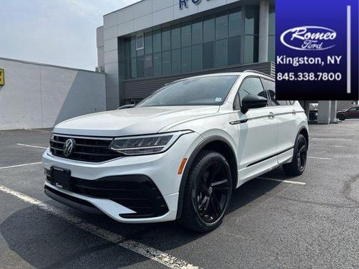 2024 Volkswagen Tiguan 2.0T SE R-Line Black