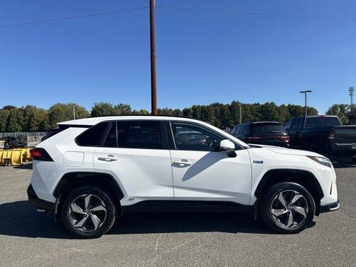 2022 Toyota RAV4 Prime SE
