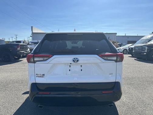 2022 Toyota RAV4 Prime SE