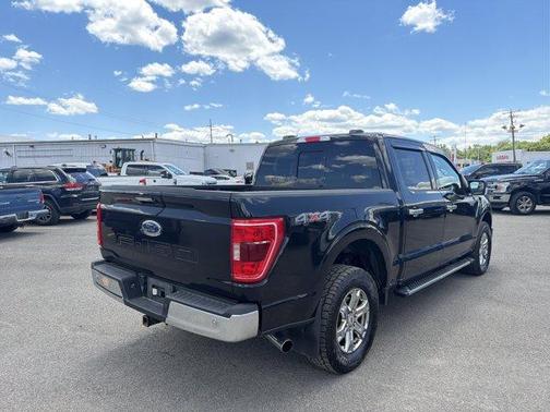 Black Metallic 2021 Ford F-150 XLT
