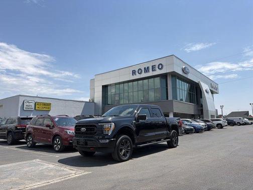 Black Metallic 2023 Ford F-150 XLT