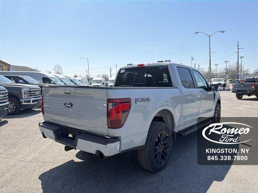 Avalanche 2026 Ford F-150 XLT