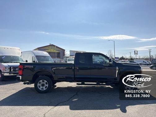 Agate Black Metallic 2026 Ford F-350 XLT