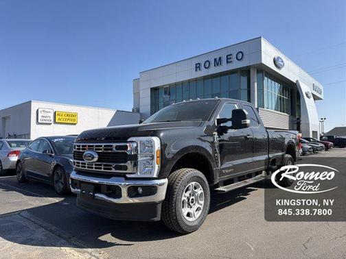 Agate Black Metallic 2026 Ford F-350 XLT