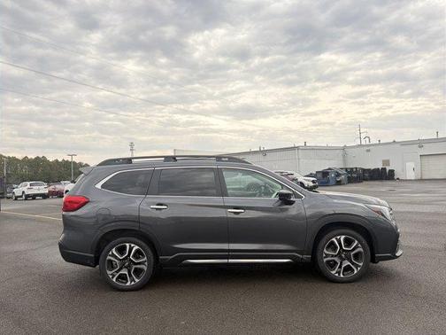 Magnetite Gray Metallic 2025 Subaru Ascent Touring