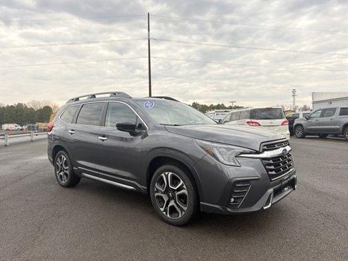 Magnetite Gray Metallic 2025 Subaru Ascent Touring