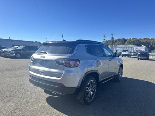 2023 Jeep Compass Limited