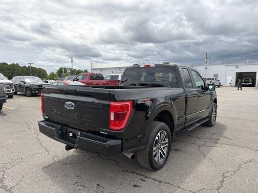 Black Metallic 2023 Ford F-150 XL