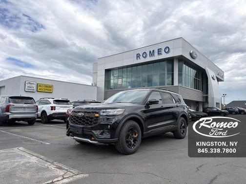 Agate Black Metallic 2026 Ford Explorer Tremor