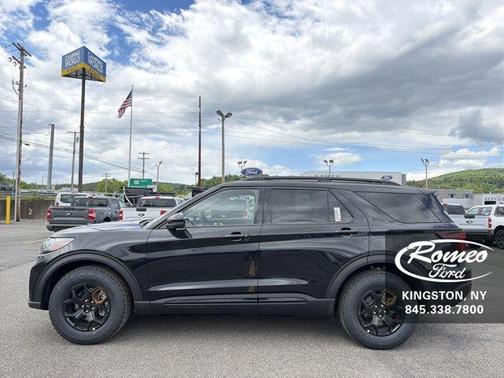 Agate Black Metallic 2026 Ford Explorer Tremor