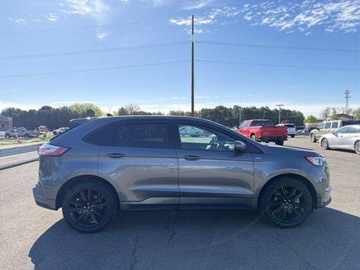 Gray Metallic 2024 Ford Edge ST Line