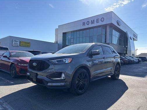 Gray Metallic 2024 Ford Edge ST Line