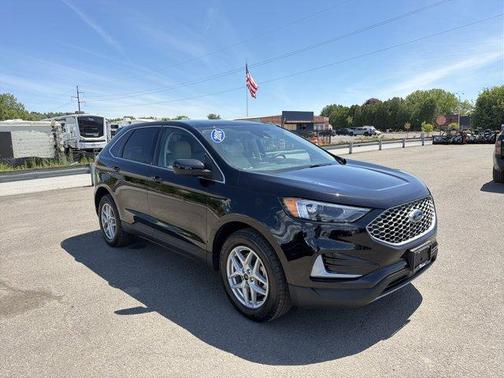 Black Metallic 2024 Ford Edge SEL