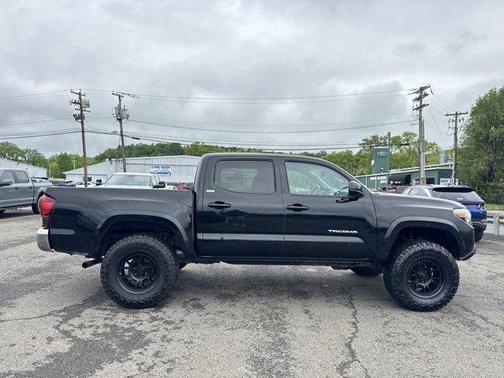 2020 Toyota Tacoma SR5