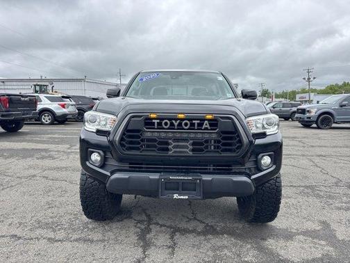 2020 Toyota Tacoma SR5