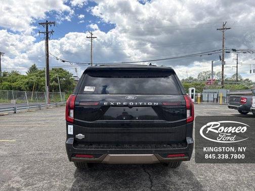 Dark Matter Gray Metallic 2026 Ford Expedition King Ranch