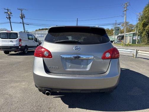 2011 Nissan Rogue SV