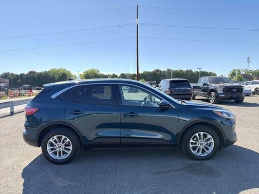Green Metallic 2020 Ford Escape SE