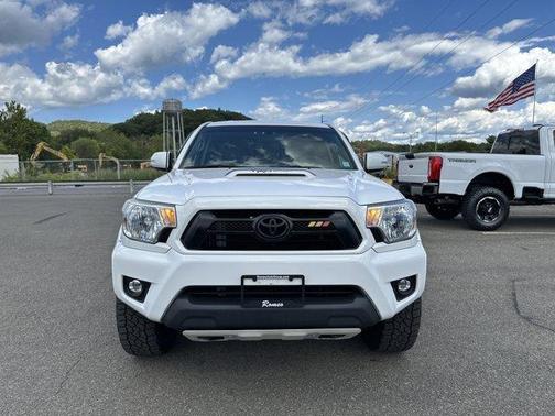 2015 Toyota Tacoma Base