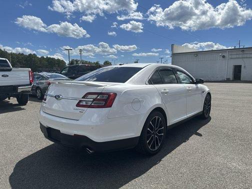 2019 Ford Taurus Limited