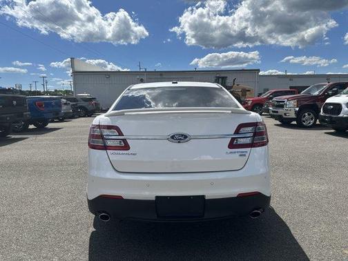 2019 Ford Taurus Limited