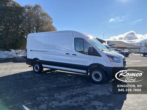 2026 Ford Transit-250 148 WB Medium Roof Cargo