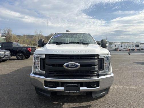 Oxford White 2019 Ford F-250 XL