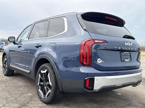 2024 Kia Telluride S