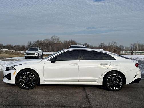2022 Kia K5 GT-Line