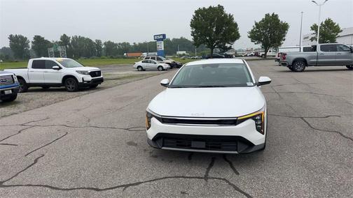 2025 Kia K4 EX
