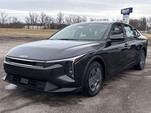 2026 Kia K4 LX