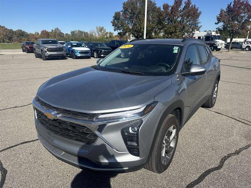 2024 Chevrolet Trax LT