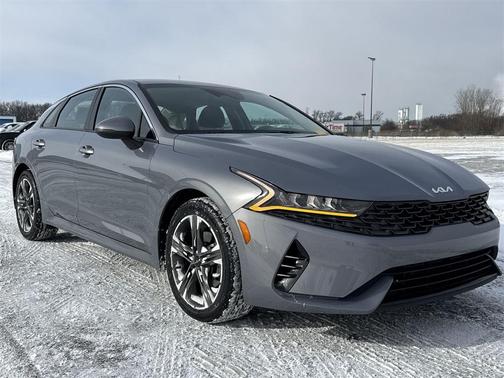 2022 Kia K5 LXS