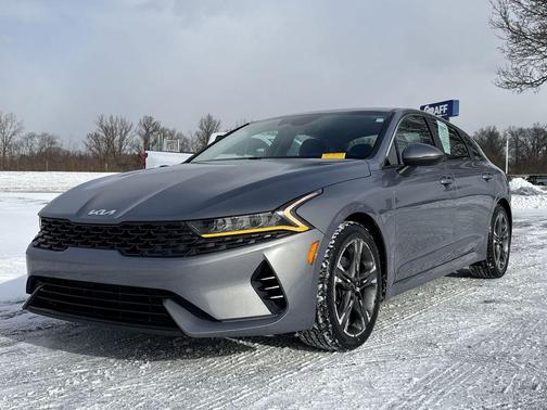2022 Kia K5 LXS