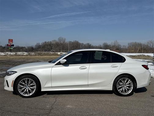 2023 BMW 330 xDrive