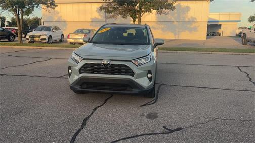2019 Toyota RAV4 XLE Premium