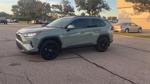2019 Toyota RAV4 XLE Premium