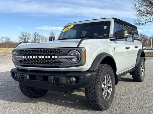 2023 Ford Bronco Badlands