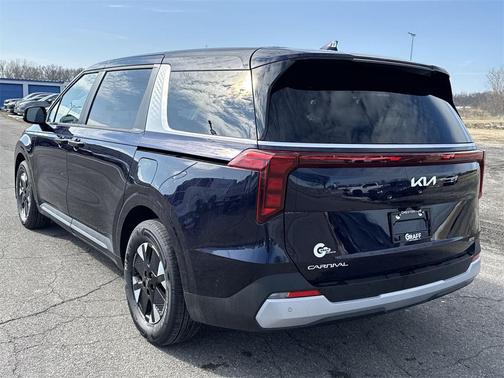2026 Kia Carnival Hybrid LXS