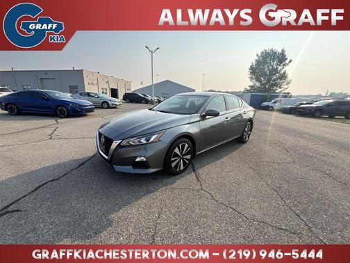 2022 Nissan Altima 2.5 SV