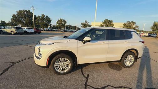 2023 Mitsubishi Outlander ES 2.5 S-AWC