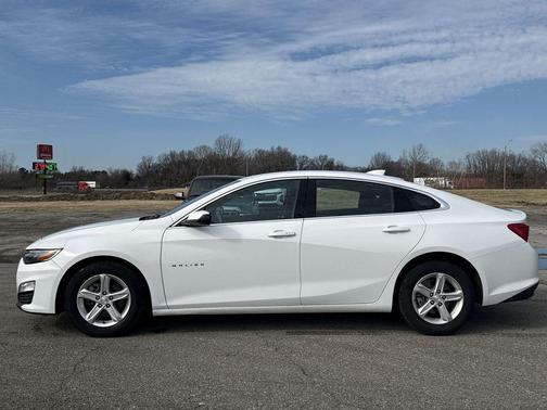 2023 Chevrolet Malibu FWD 1LT