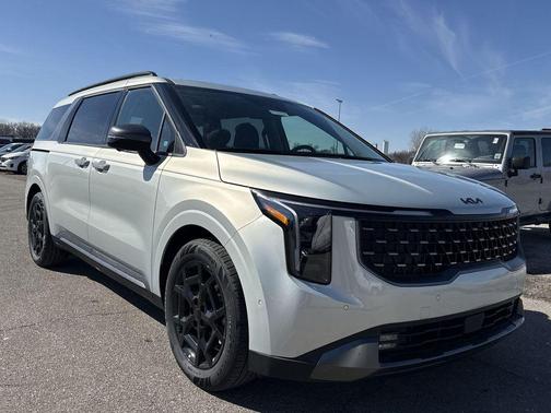 2026 Kia Carnival SX