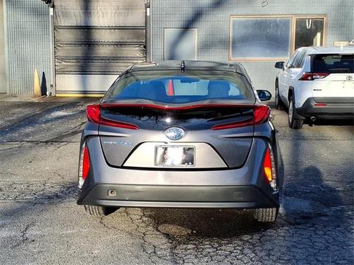 2021 Toyota Prius Prime LE