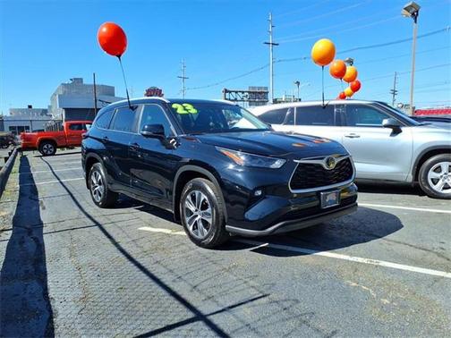 2023 Toyota Highlander XSE