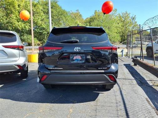 2023 Toyota Highlander XSE