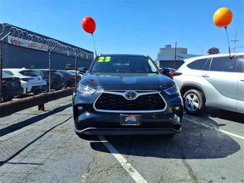 2023 Toyota Highlander XSE