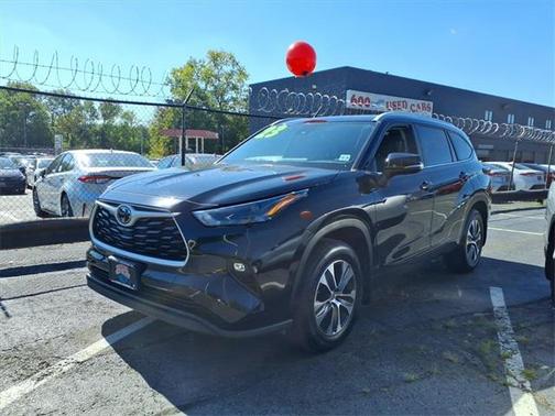 2023 Toyota Highlander XSE