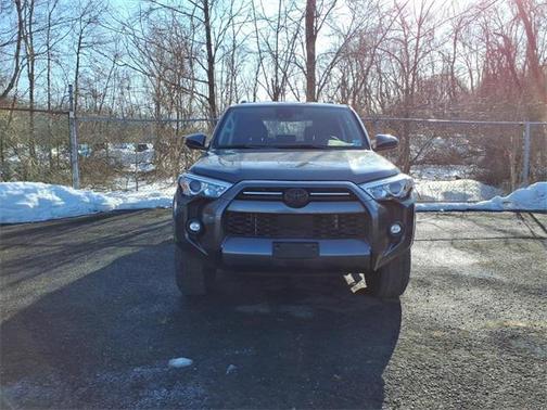 2023 Toyota 4Runner SR5