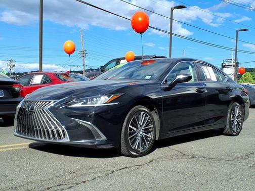 Black 2024 Lexus ES 250 Base